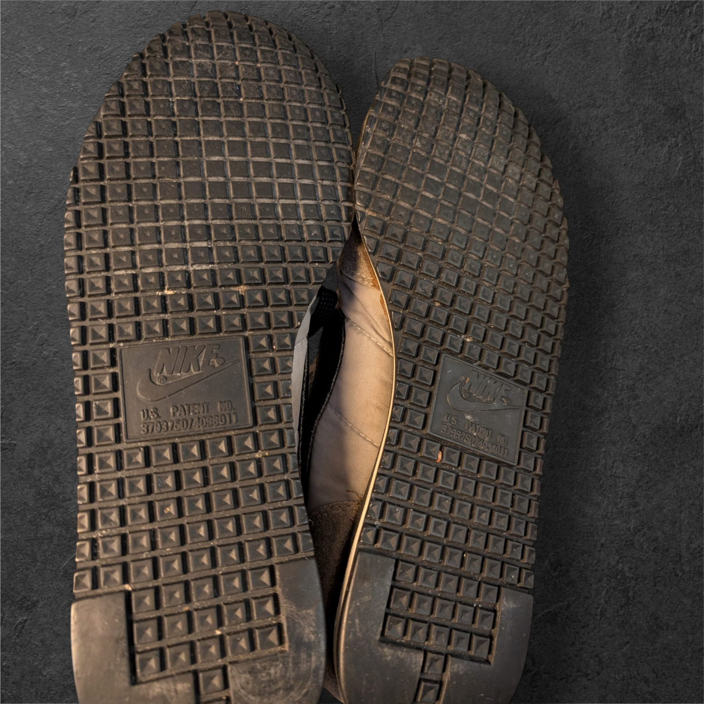 Nike waffle trainers 1970s UK 9