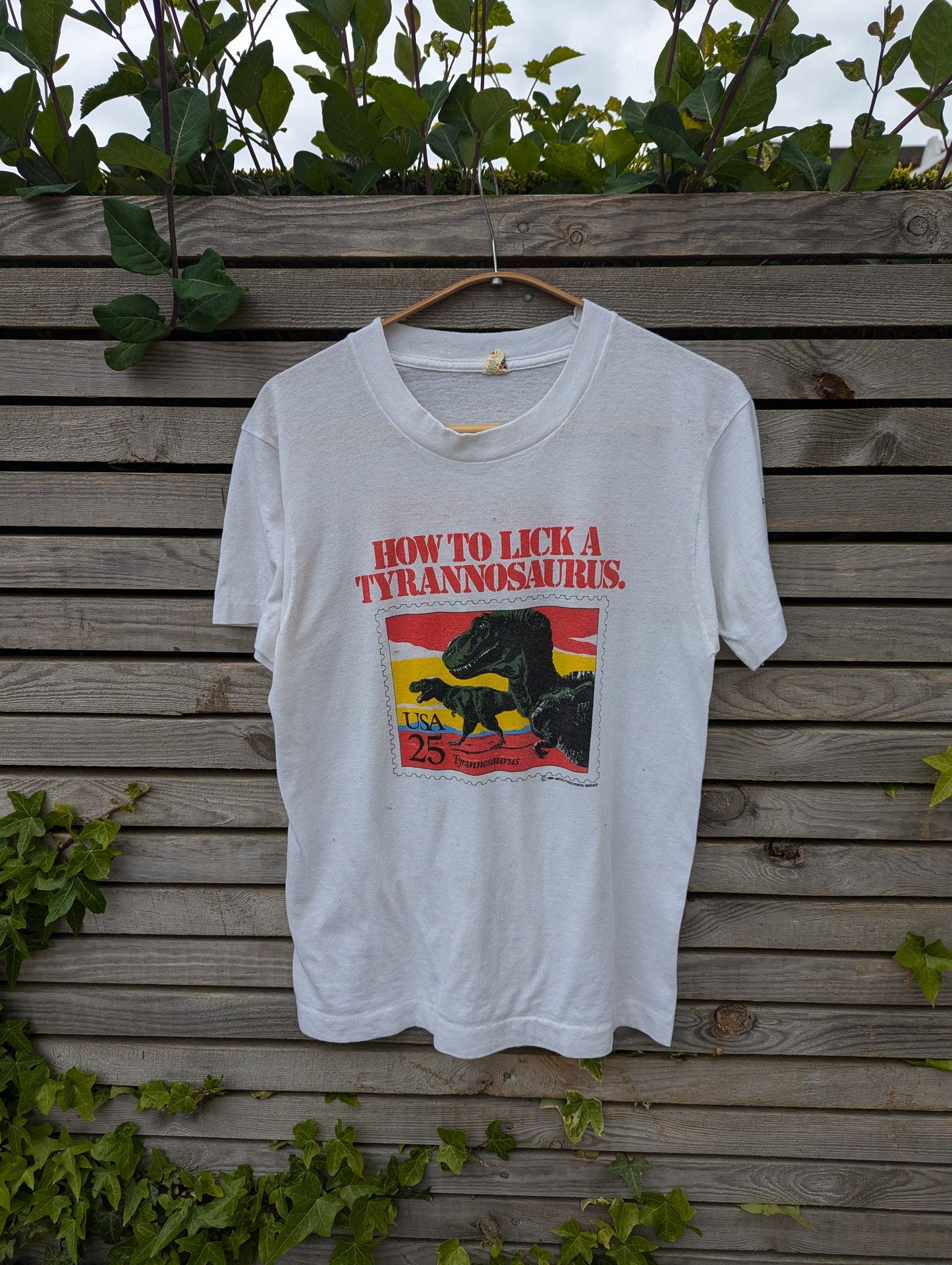 How to lick a t-rex 1989